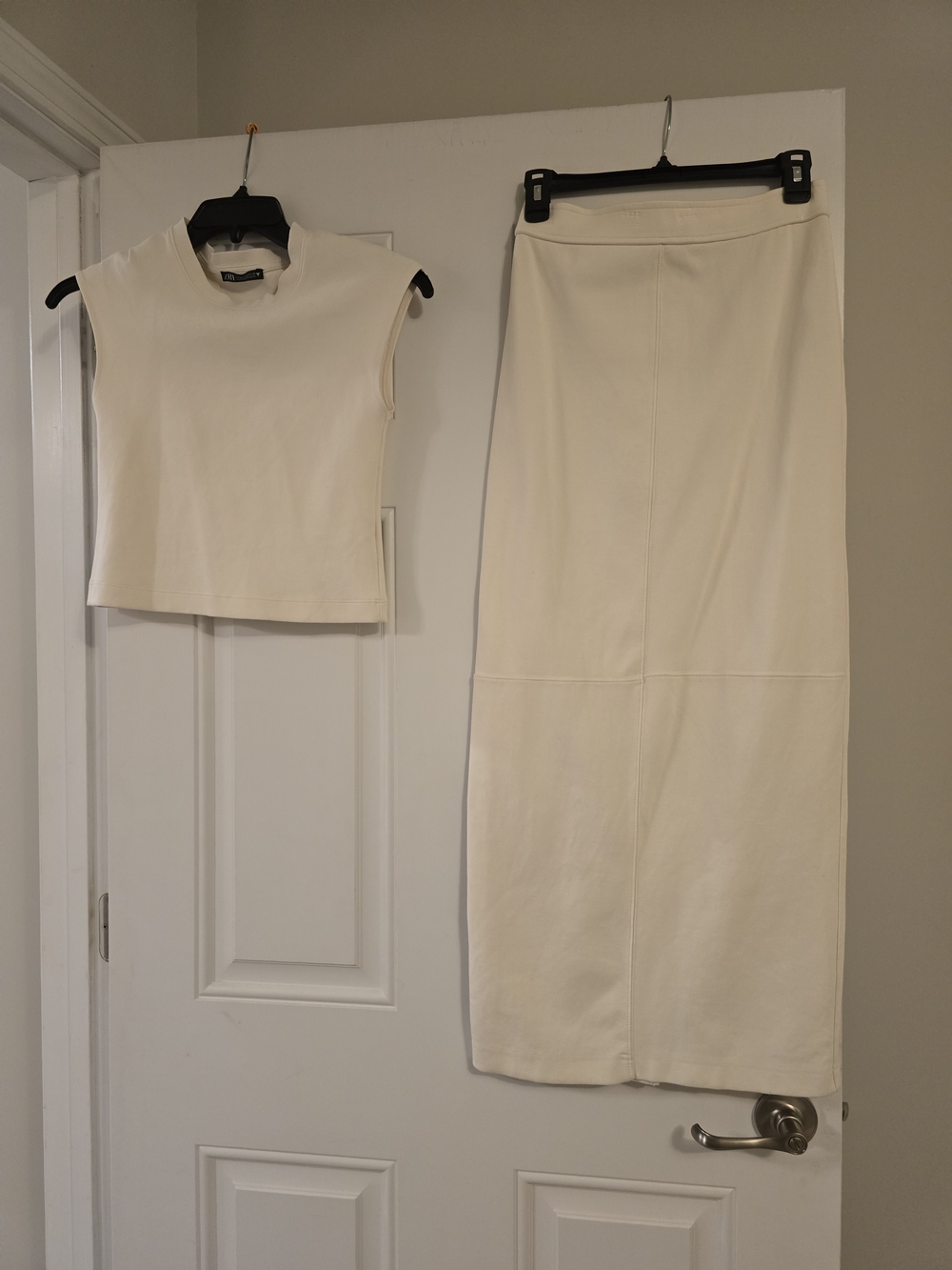 Zara Cream Maxi Skirt - Minimal High-Waist Design
